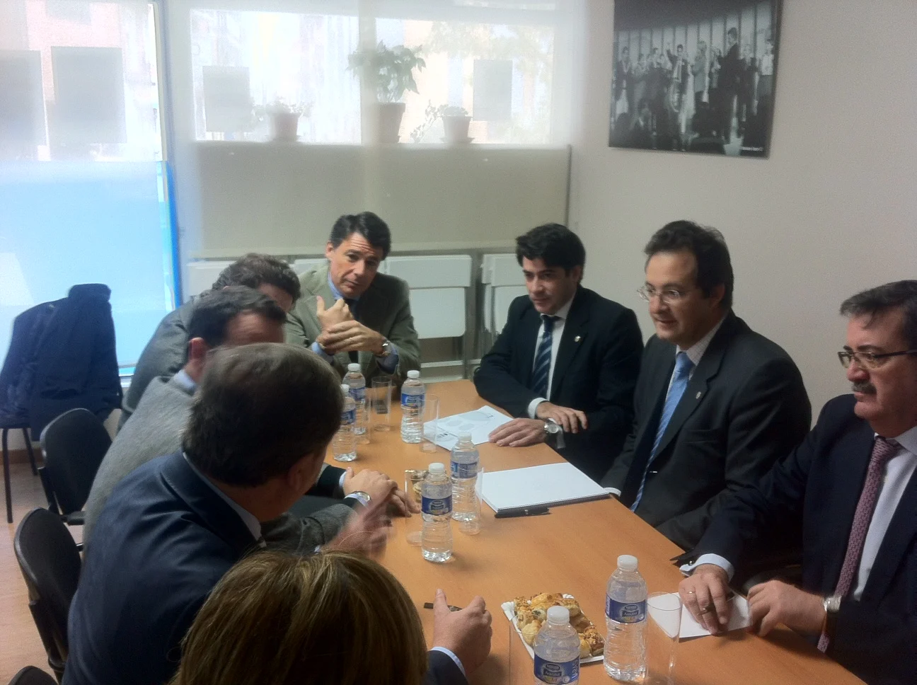 EL PP DESCUBRE EL ESCÁNDALO SOCIALISTA