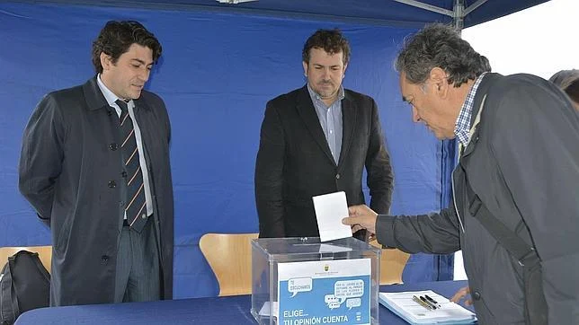#Alcorcón  tu opinión cuenta. Gobernar es escuchar