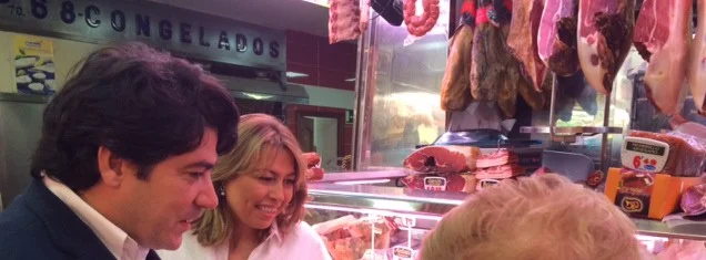 David Pérez visita a los comerciantes