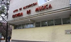 Los alumnos de violín llevan semanas sin clases en la escuela de música