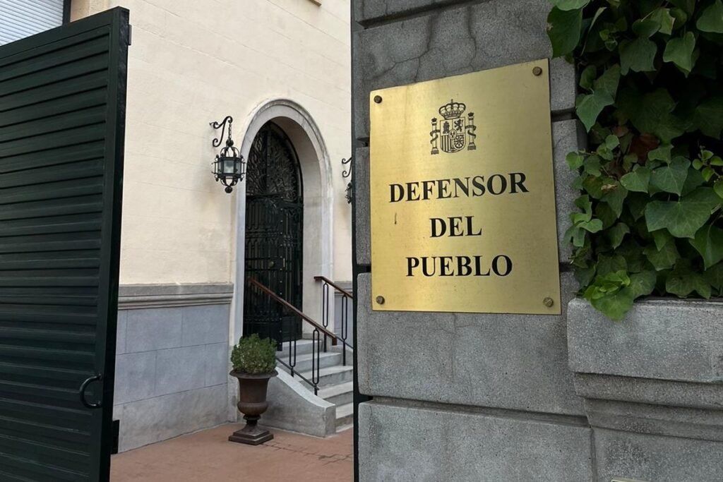 El Defensor del Pueblo da “un tirón de orejas” a la Alcaldesa de Alcorcón