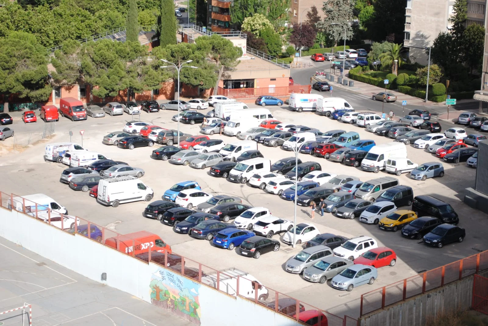 El nuevo parking disuasorio de Jabonería ni “disuade”, ni mucho menos “convence”