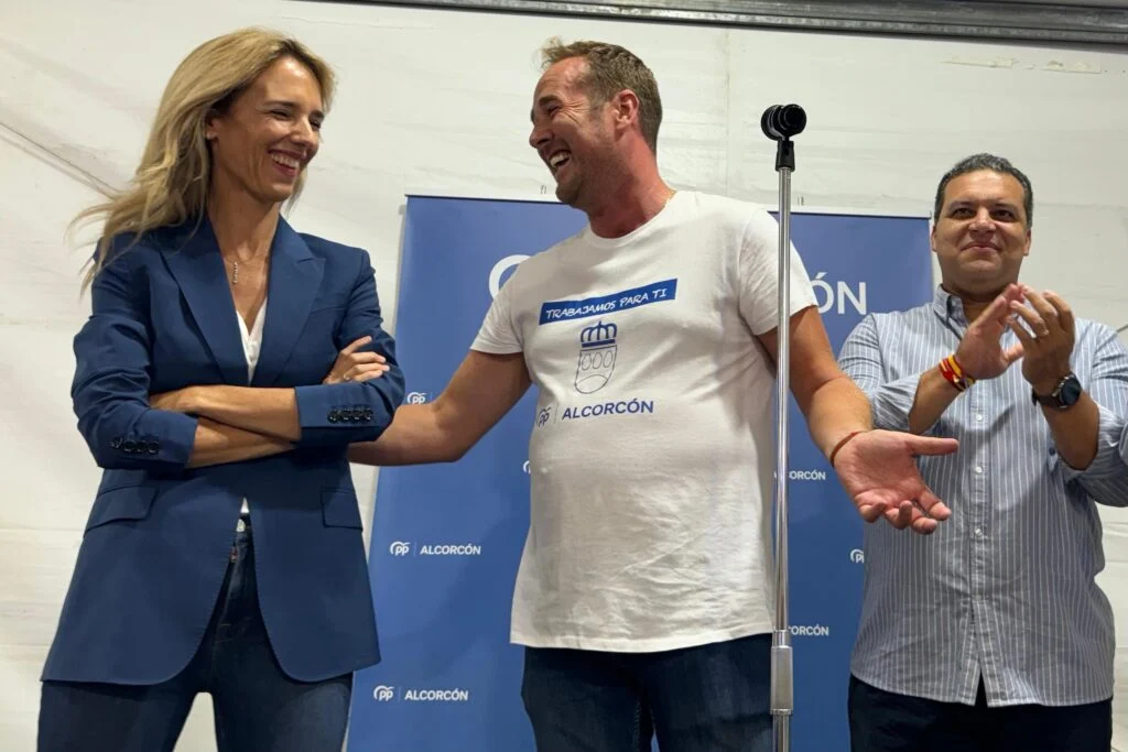 Cayetana Álvarez de Toledo en la Caseta del PP de Alcorcón: “Vamos a llegar hasta el final, llegar a la libertad definitiva …
