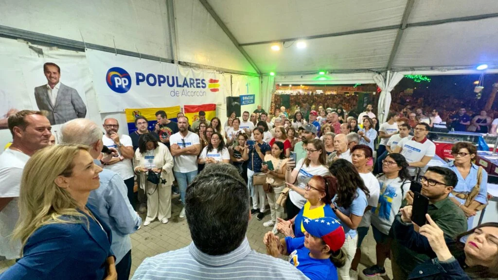 Cayetana Álvarez de Toledo en la Caseta del PP de Alcorcón: “Vamos a llegar hasta el final, llegar a la libertad definitiva …