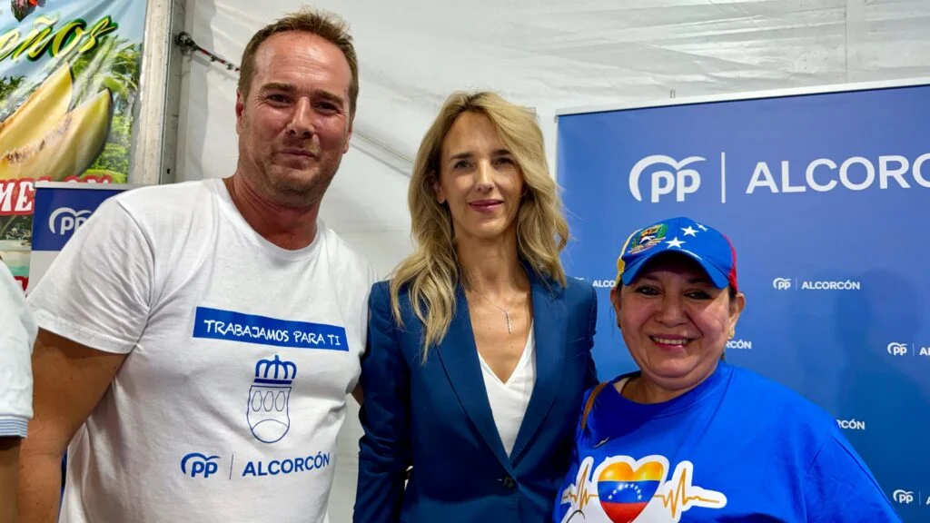 Cayetana Álvarez de Toledo en la Caseta del PP de Alcorcón: “Vamos a llegar hasta el final, llegar a la libertad definitiva …