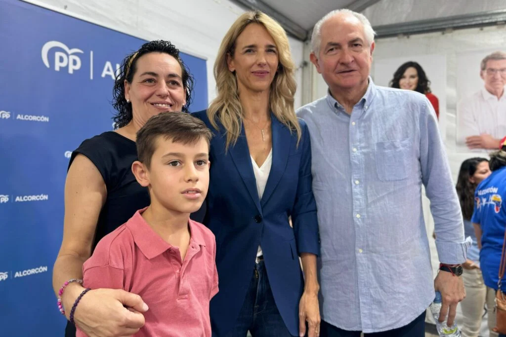 Cayetana Álvarez de Toledo en la Caseta del PP de Alcorcón: “Vamos a llegar hasta el final, llegar a la libertad definitiva …