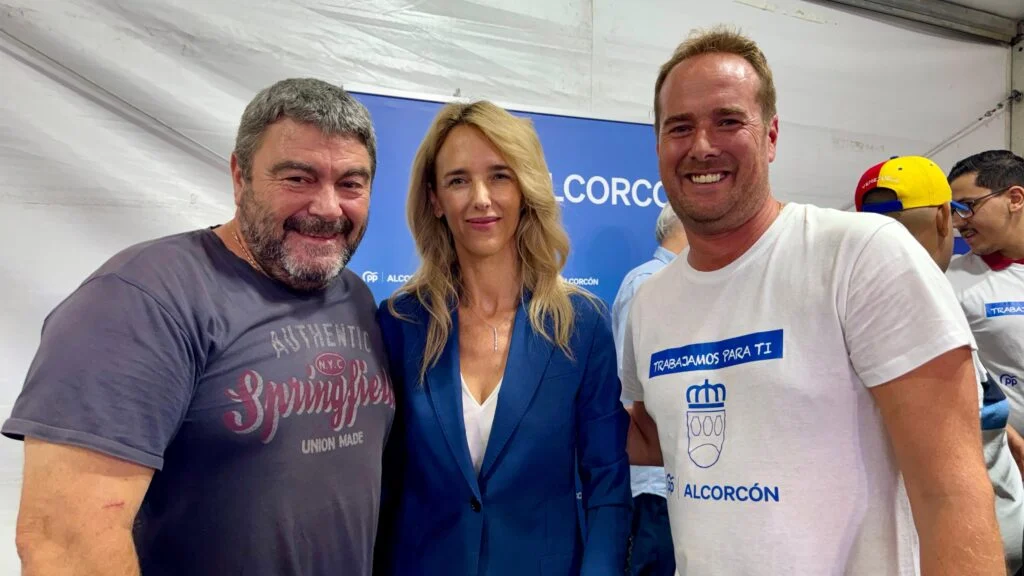 Cayetana Álvarez de Toledo en la Caseta del PP de Alcorcón: “Vamos a llegar hasta el final, llegar a la libertad definitiva …